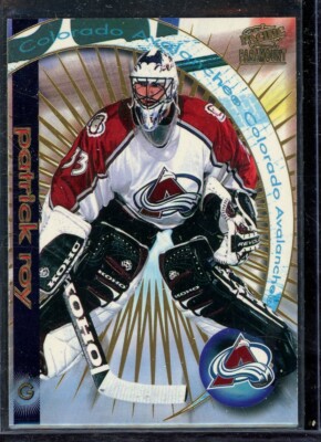 1998-99 Pacific Paramount Ice Galaxy Gold #3 Patrick Roy **/10
