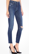 MOTHER High Waisted Looker Ankle Fray Jean in Close To The Edge Size 28