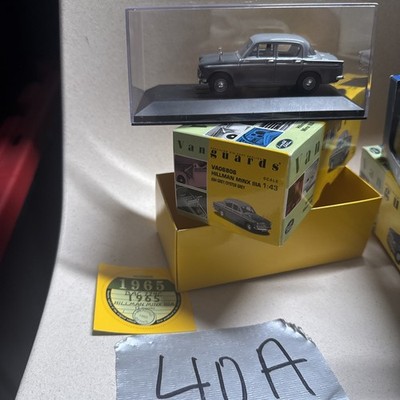 Vanguards 1/43 - Hillman Minx IIIA Ash Oyster / Grey VA06806