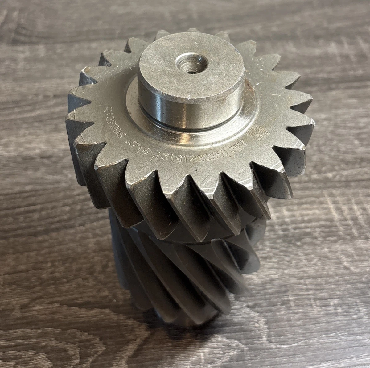 John Deere R122906 OEM Optional PTO Gear Countershaft Gear photo 3