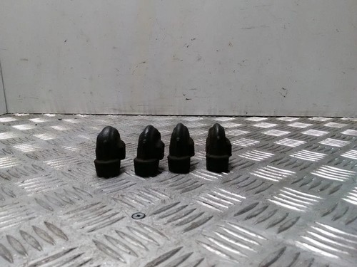 VOLVO V50 MW Fuel Pump Bracket 2.00 Diesel 100kw 2007 28383024