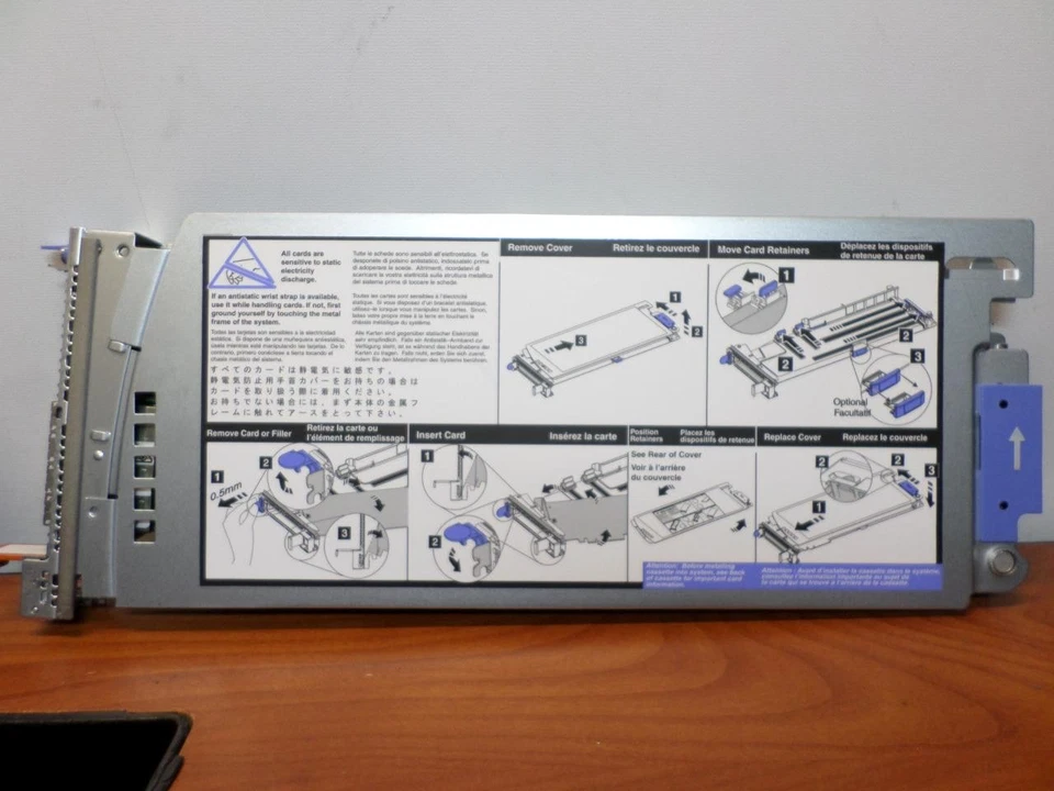 IBM 44V4768 Blind Swap Cassette w/ IBM 01DH597 SAS 6Gb 4-Port PCIe3 RAID - Image 3 of 4