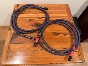 Harmonic Technology Magic Link One XLR Stereo Interconnects Pair 2.5 Meter