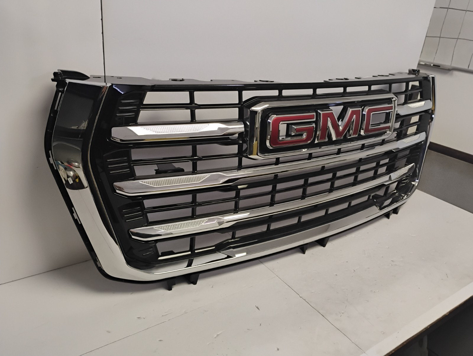 OEM FRONT GRILLE ASSEMBLY CHROME 2025-2026 GMC YUKON/XL 84977525 | eBay