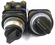ALLEN BRADLEY SELECTOR SWITCH, 800T-J2, 800T-H2, SERIES A, LOT OF 2 