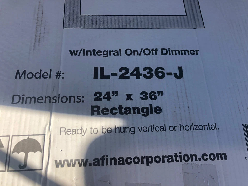 Espejo Iluminado LED. Afina Illume Juno IL-2436-J. 24”X36”. Foto 2 de 4