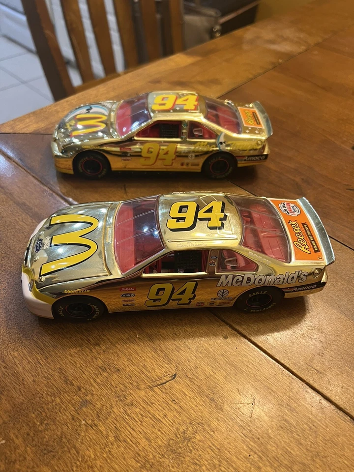 Bill Elliott 94 McDonalds Racing Champions 1998 Mac Tonight y Coca Cola paquete Foto 3 de 4