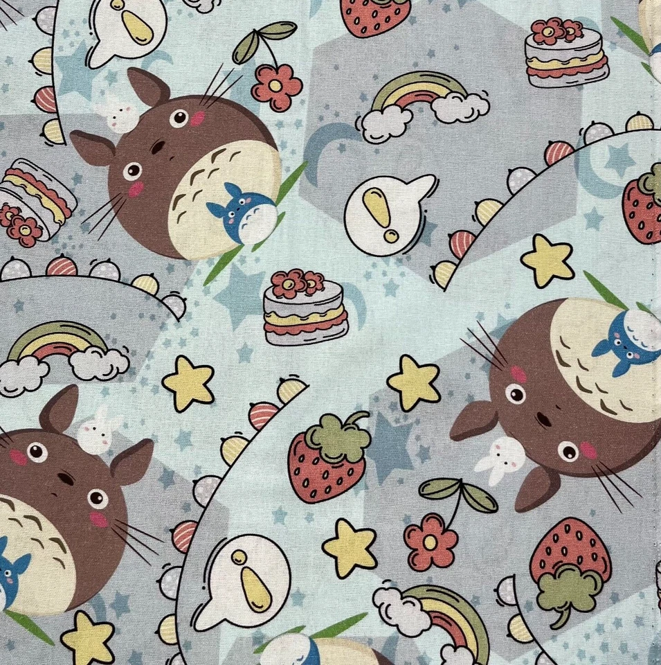 Stoff Meterware Baumwollstoff Baumwolle 50 cm Totoro Regenbogen Party auf Blau - Bild 2 von 4