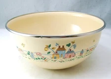 International HEARTLAND Medium Metal Bowl(s) No lid 7 1/4"