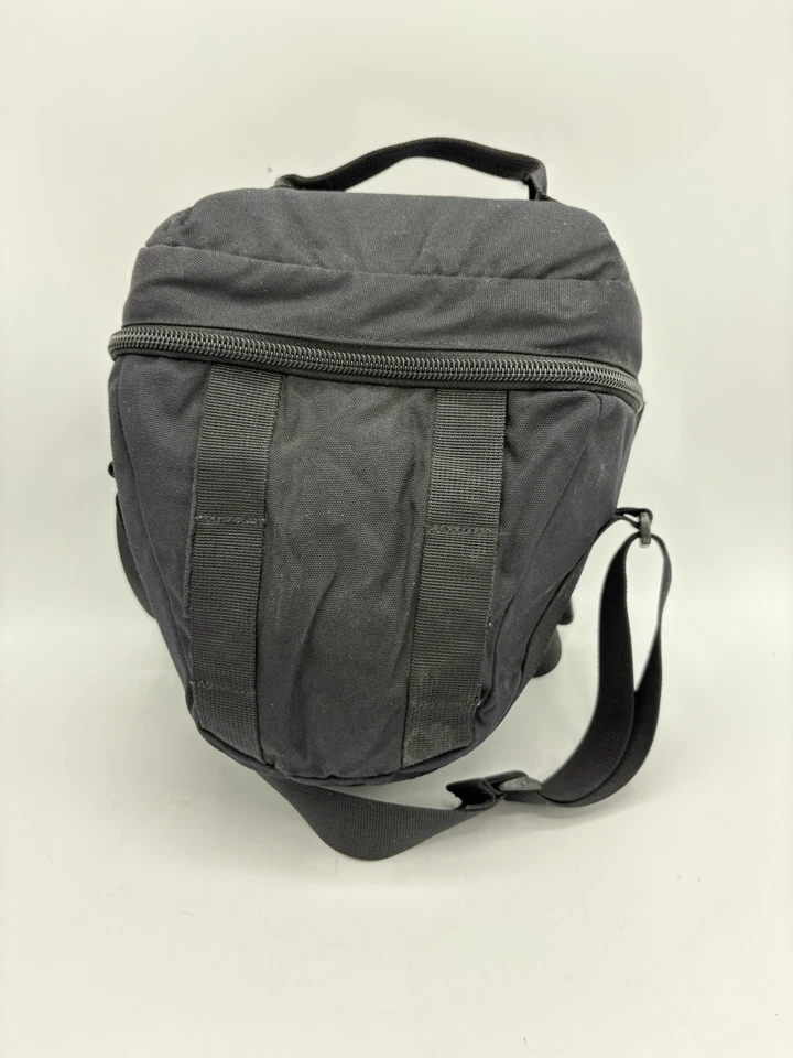 The North Face Padded Camera Bag Black Adjustable Strap Durable Travel Casual - Image 2 of 4