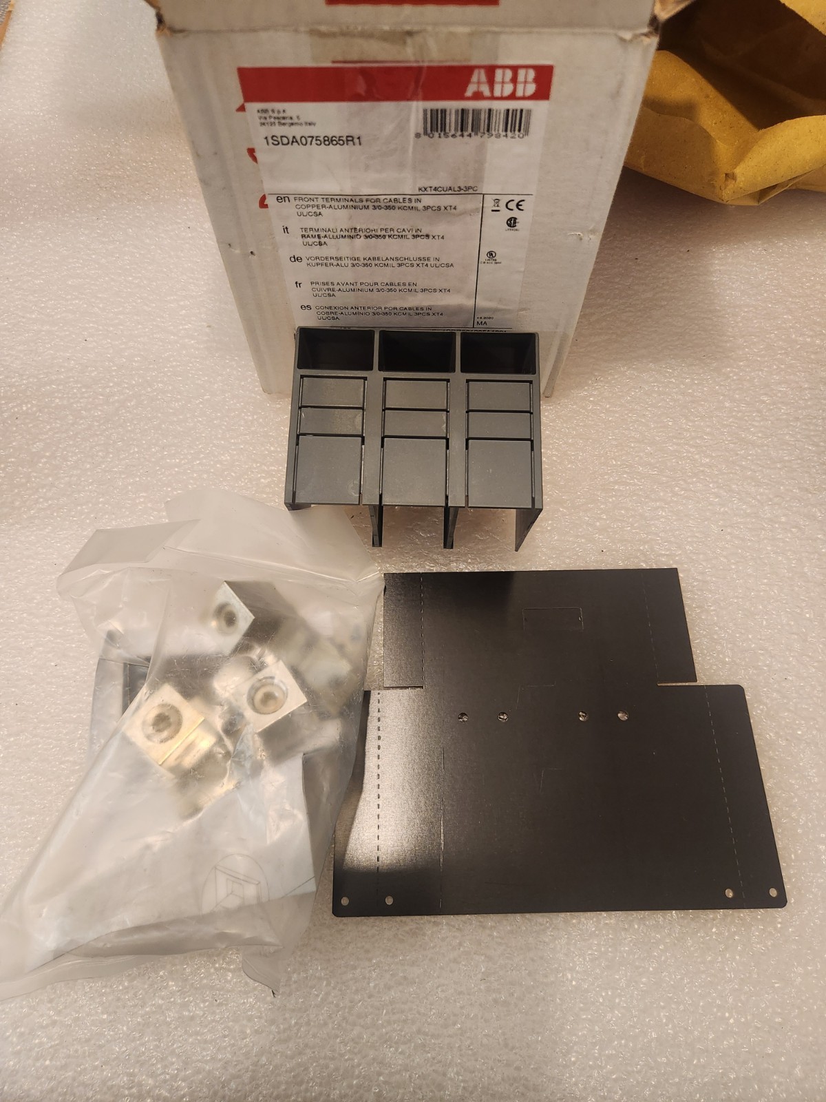 ABB 1SDA075865R1 KXT4CUAL3-3PC Front Terminals Cu-Al 3/0-350 KCMIL 3PCS XT4