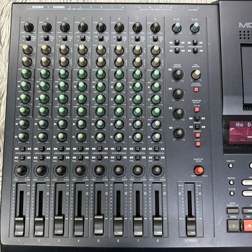 Yamaha MD8 Multitrack MD Recorder MTR Audio Tested w/Power Cable Used From Japan - Image 2 of 4