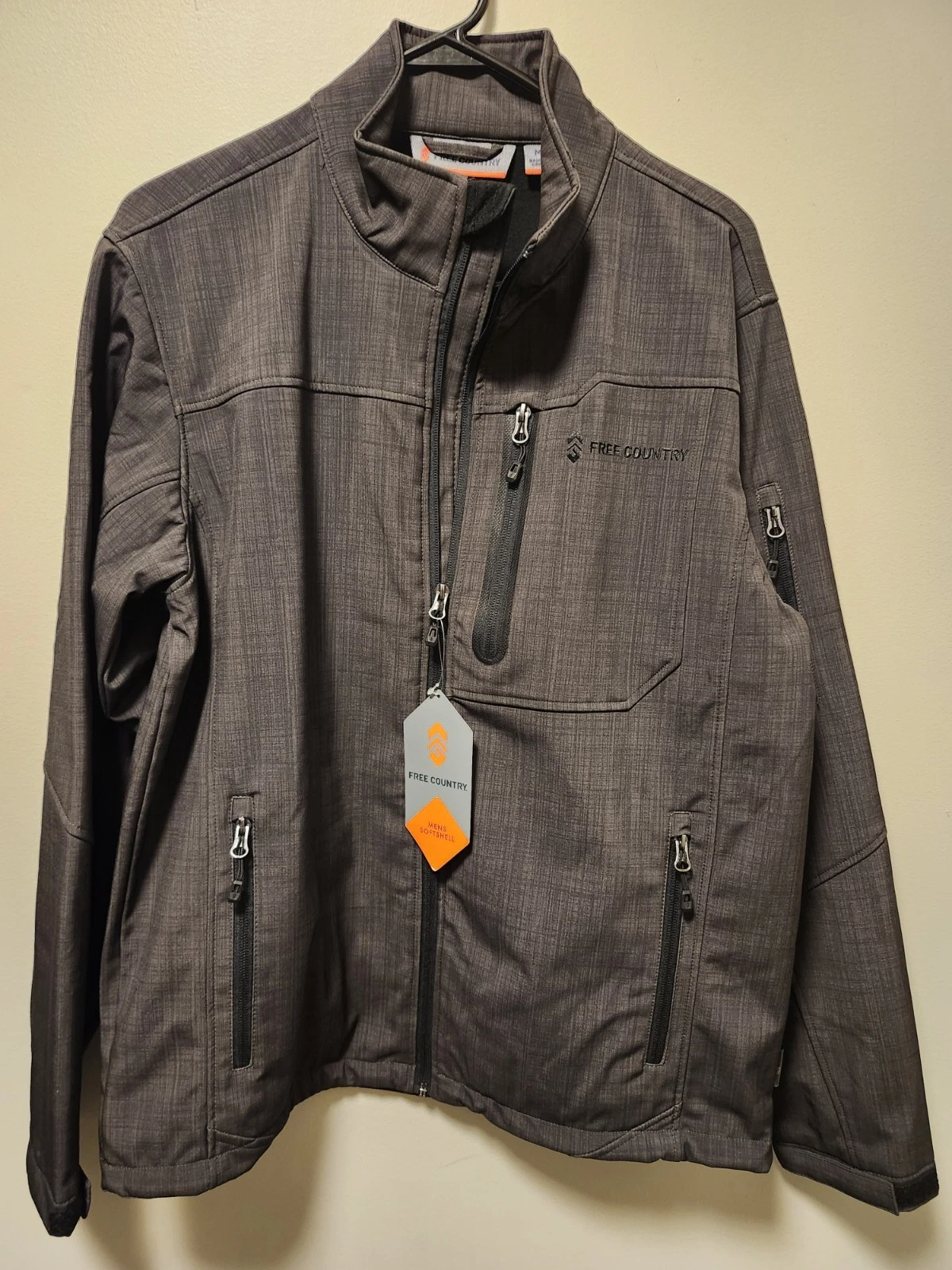 Free Country Men's Softshell Size Med NWT Brown Jacket