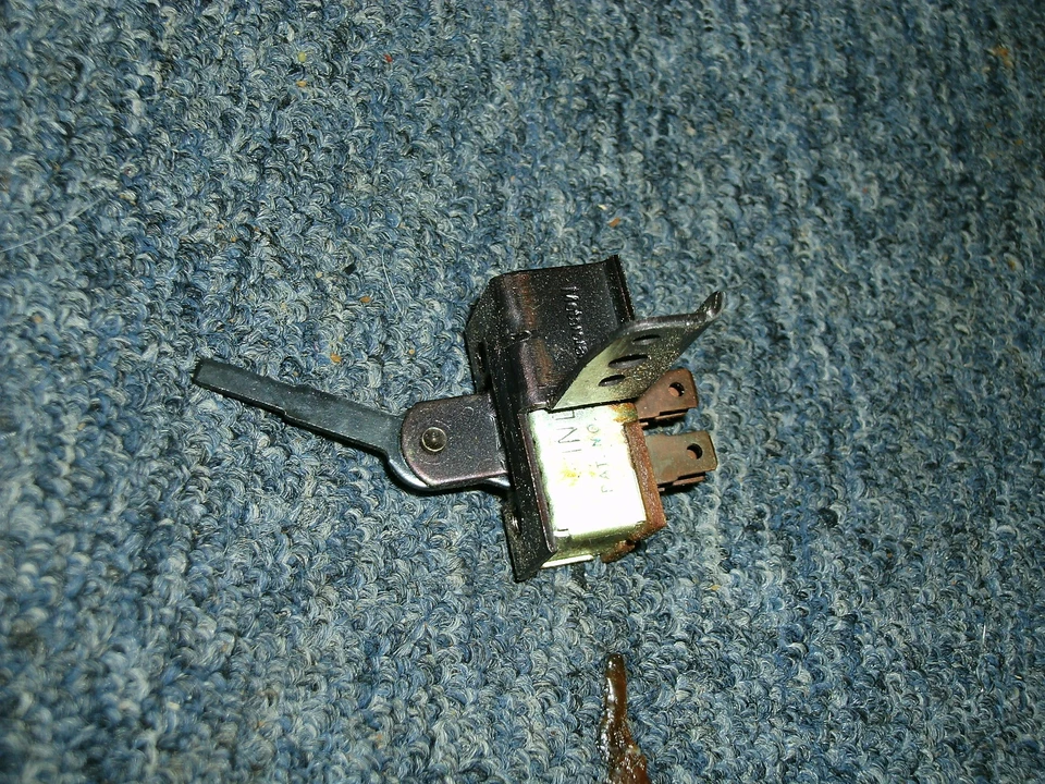 NOS 1975 - 1986 福特 E100 E250 E350 ECONOLINE 加热器开关非空调 D5UZ-18578-A — 第 3/3 张图片