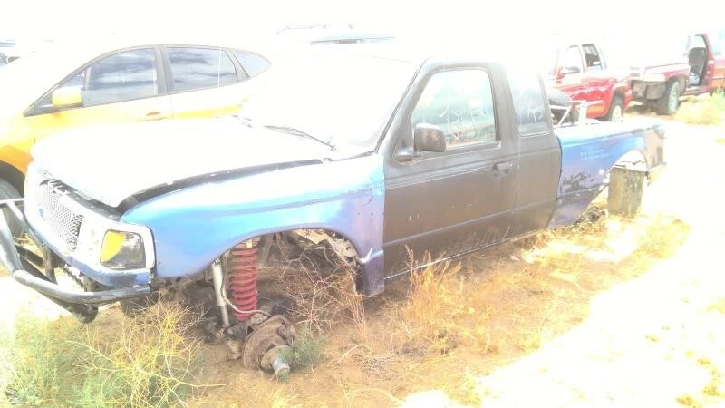 Cilindro maestro de freno usado se adapta a: Ford Ranger 1994 grado A Foto 2 de 4