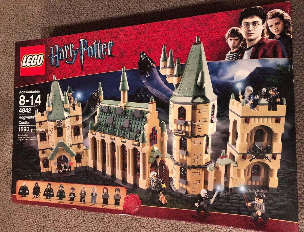  LEGO Harry Potter Hogwart's Castle 4842 (Discontinued