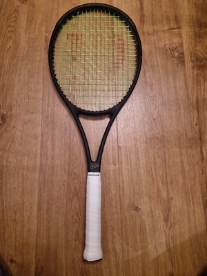 Wilson Roger Federer Pro Staff V11 Black Rf97 Autograph Grip 3 (4 3/8)