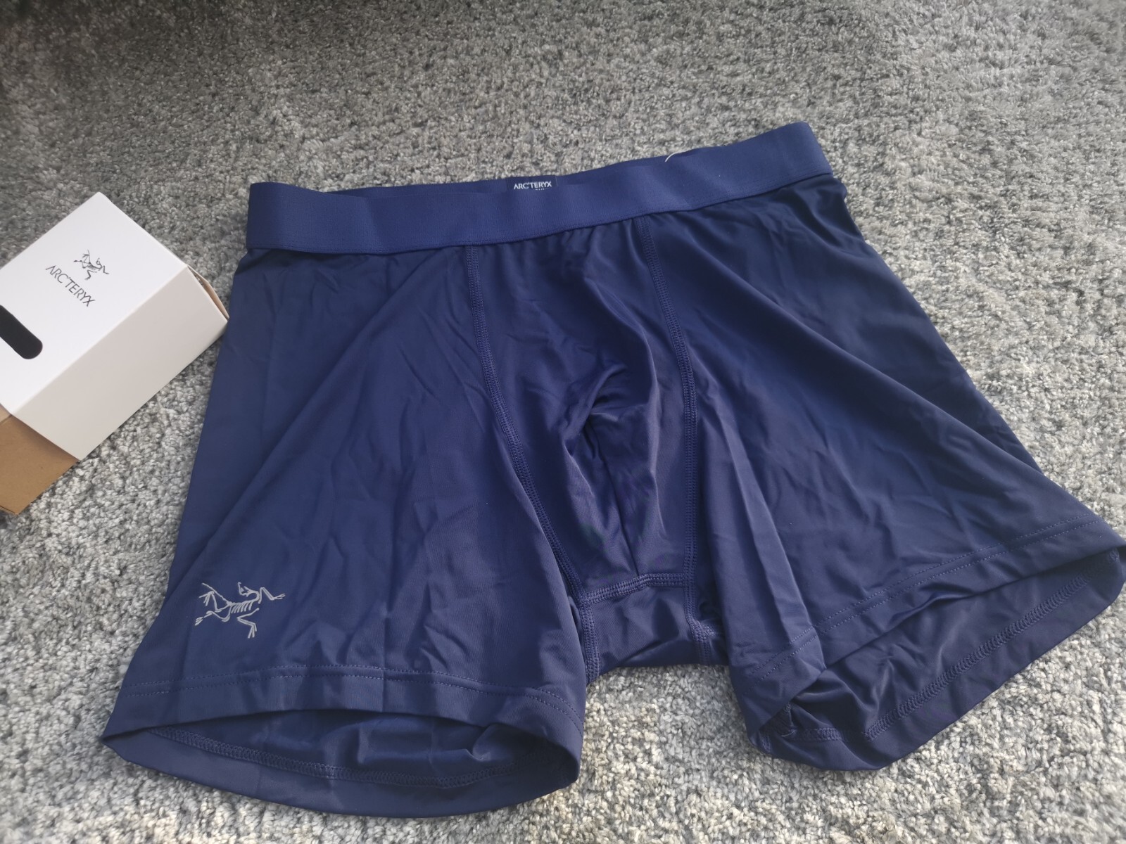 Boxer uomo Arc'teryx blu navy con scatola media