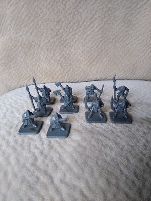 FANTASY WARRIORS by Grenadier 6 Dwarves and 4 Orcs Plastic Miniatures 25mm 