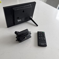 sony digital photo frame DPF-D720