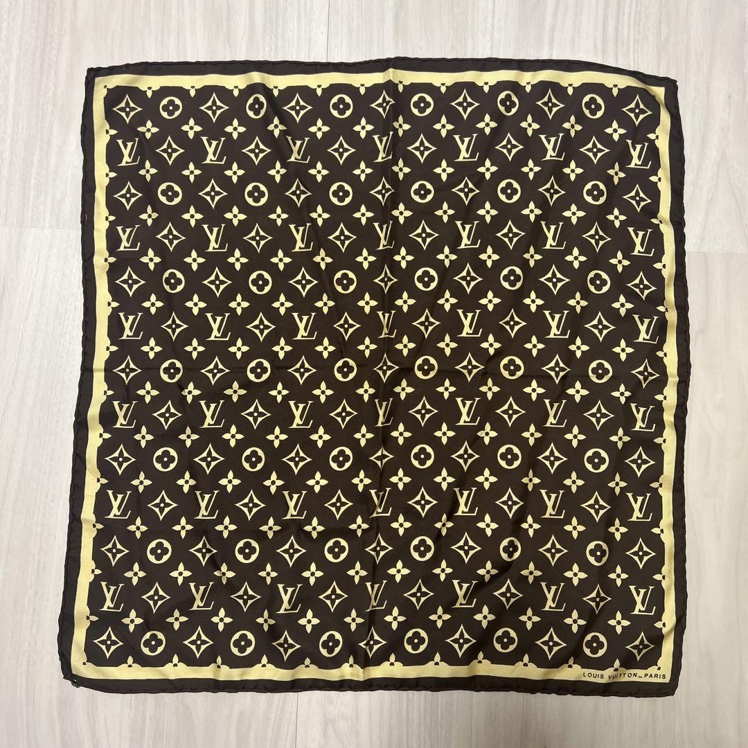 ミ*イ様 Louis Vuitton シルクスカーフ ミ*イ様 Louis Vuitton シルクスカーフ