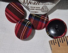 Aljean Tartan Buttons