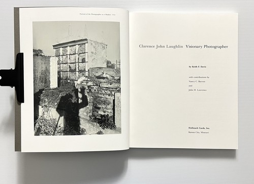 Clarence John Laughlin: Visionary Photographer by Keith F. Davis PB DJ 1990 - Bild 5 von 12