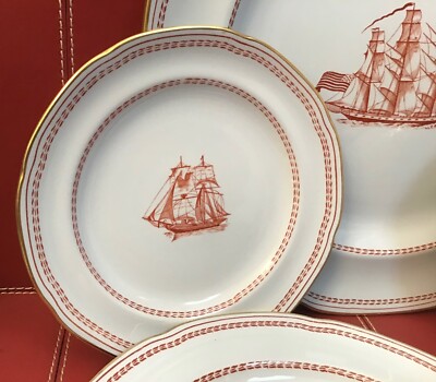 Spode TRADE WINDS RED Gold Trim 5-pc Place Setting Dinner Salad