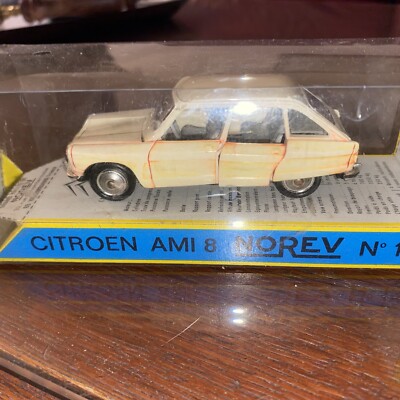 NOREV-1/43 ANCIENNE PLASTIQUE CITROËN AMI 8 BLANC N139-EN