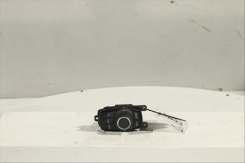 65 82 6 802 932 steuereinheit radio BMW SERIE 1 5P. F20N 118D 10048876004386