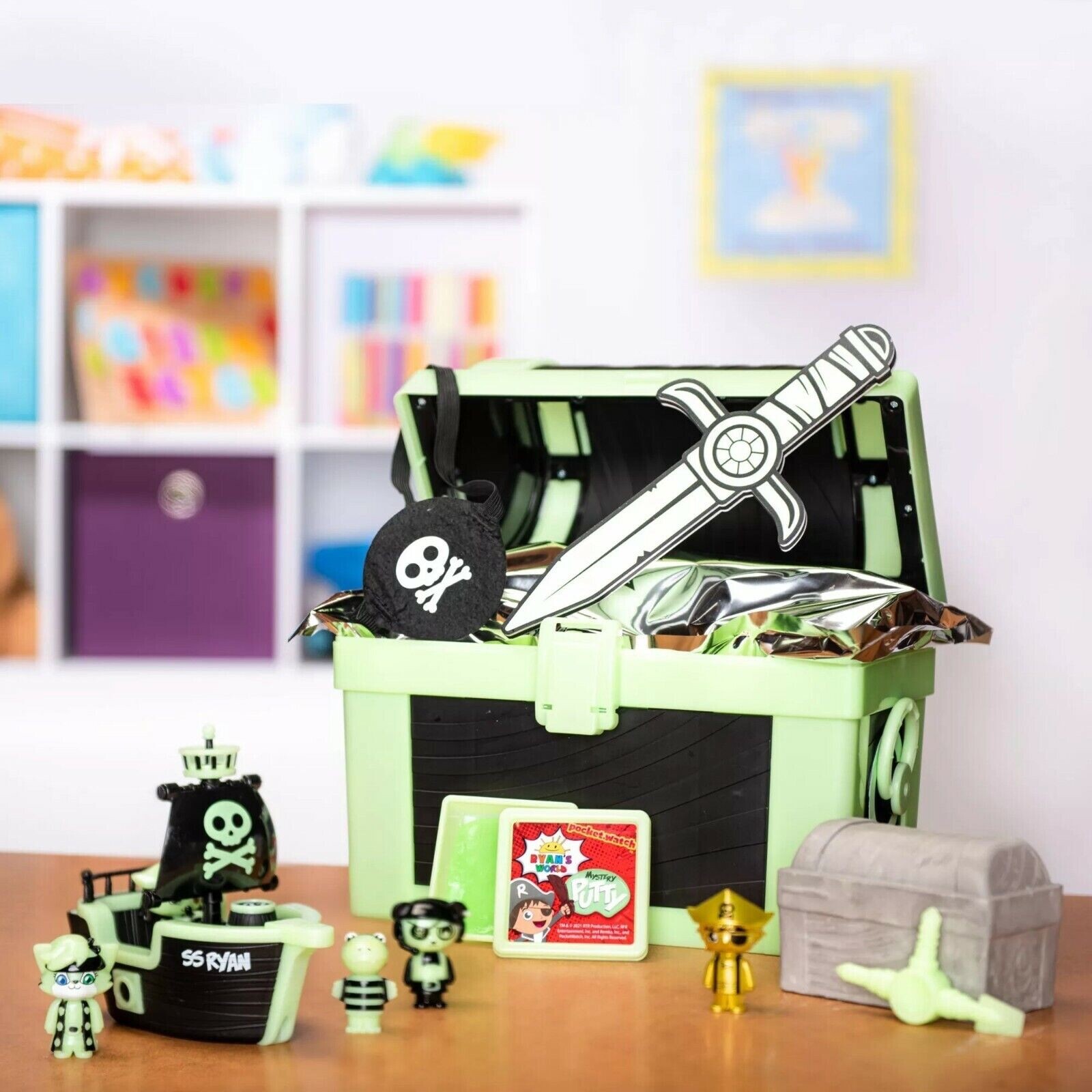 Ryan's World Micro Glow in the Dark Treasure Chest **Exclusive** Ghost Chest eBay