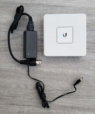 Ubiquiti Networks UniFi Security Gateway 1000Mbps Gigabit USG w/ Power Adapter