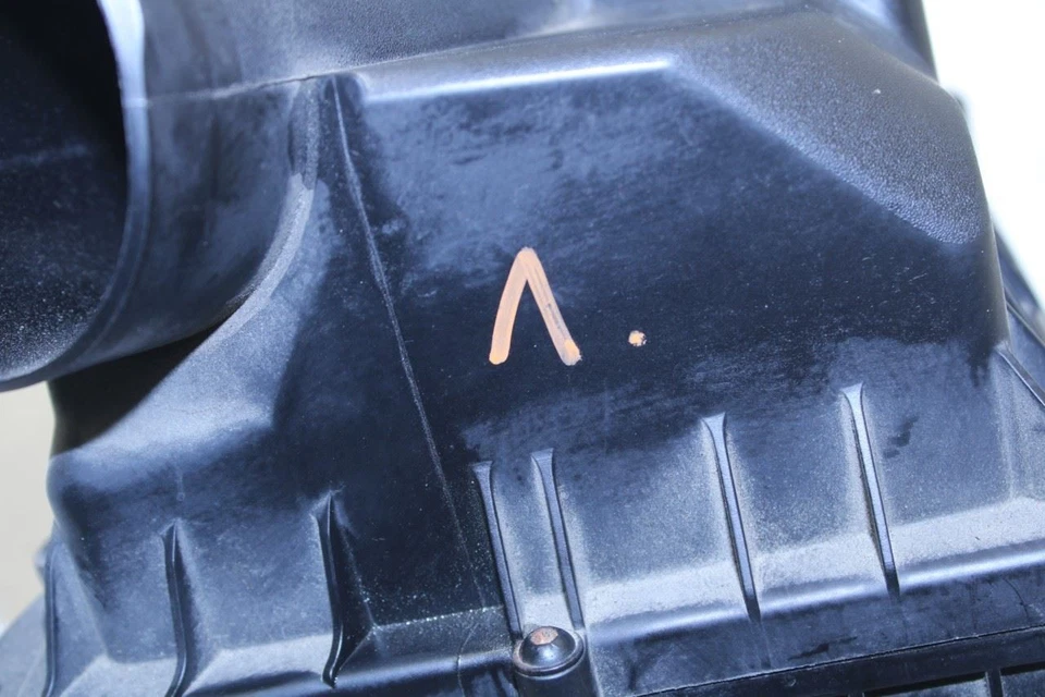 10-12 Jaguar XF Portfolio 5.0L Engine Motor Driver Left Side Air Intake Cleaner - Image 2 of 4