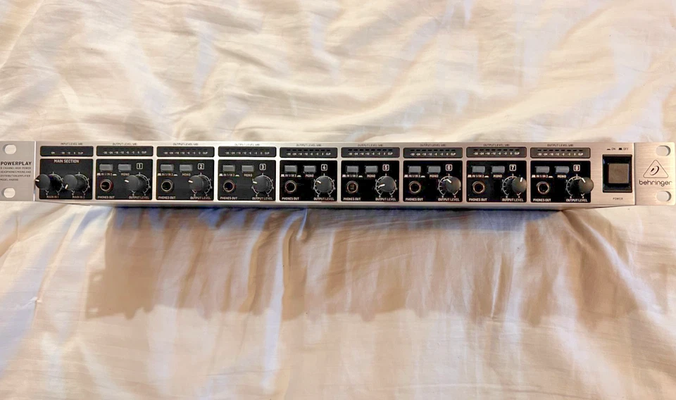 Behringer HA8000 V2 8-Channel High-Power Headphone Mixing Amp, Rack-Mountable - Image 2 of 4