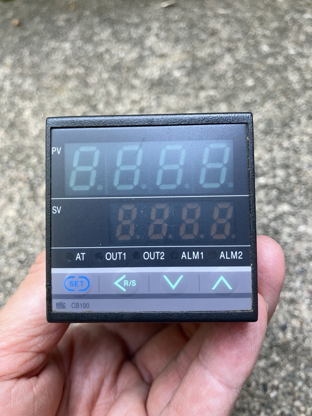 RKC CB100 Digital PID Temperature Controller Missing terminal screws (EL15)