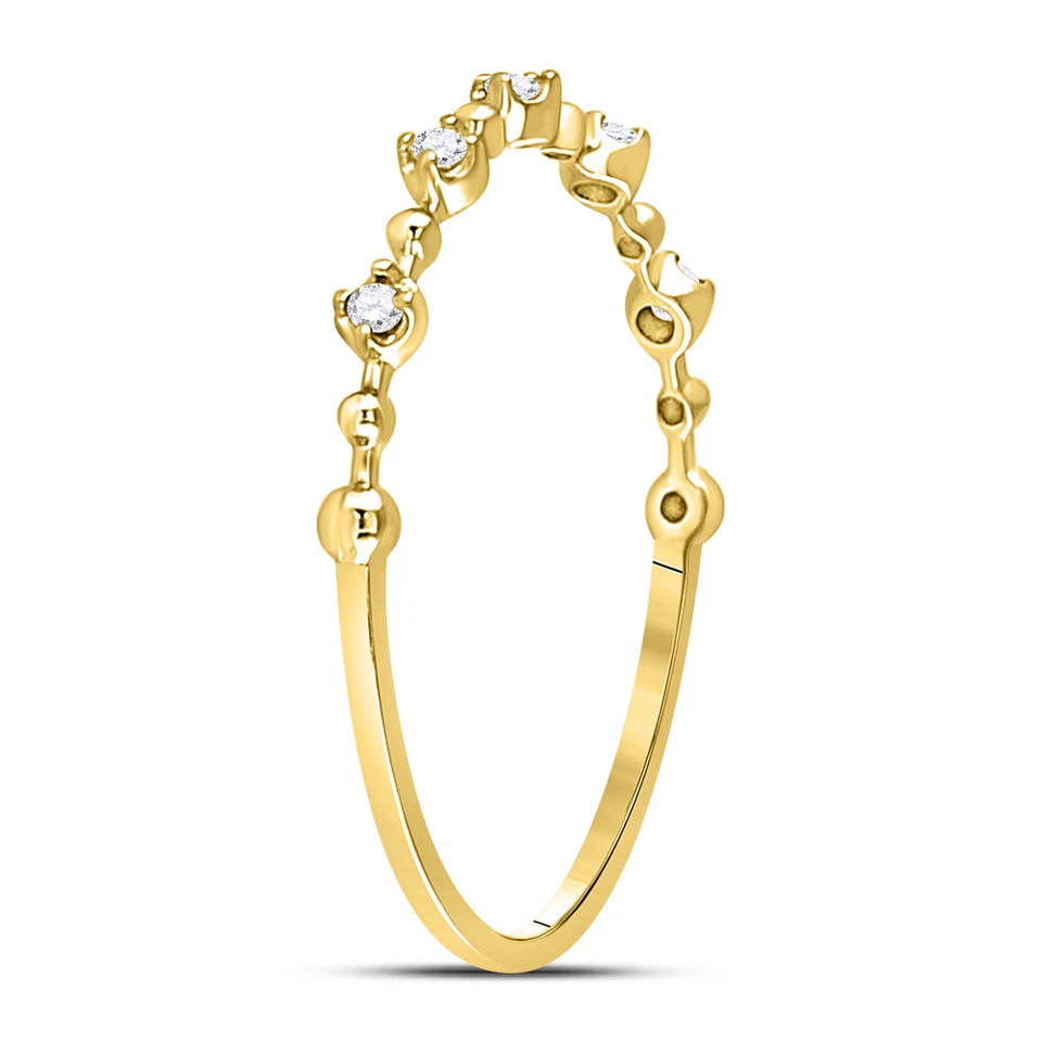 Anillo apilable de oro amarillo de 10 quilates con puntos de cuentas de diamantes redondos para mujer 1/20 Cttw Foto 2 de 3