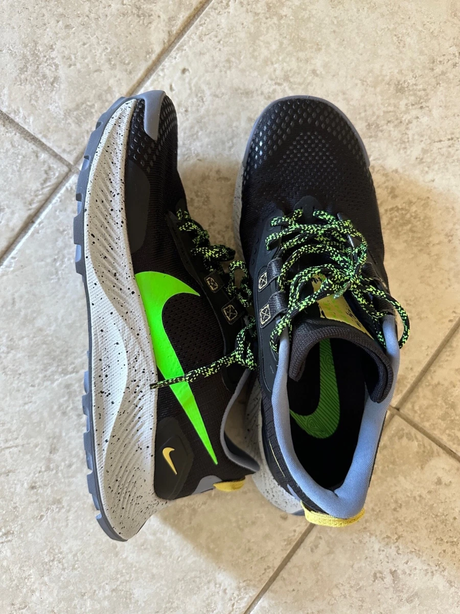 Size 8 Nike Pegasus Trail 3 Black