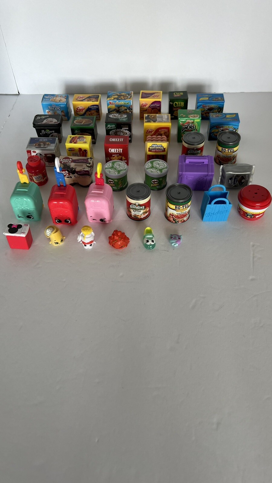 Shopkins Real Littles Micro Mart Mini Food Brands lot of  30+-image
