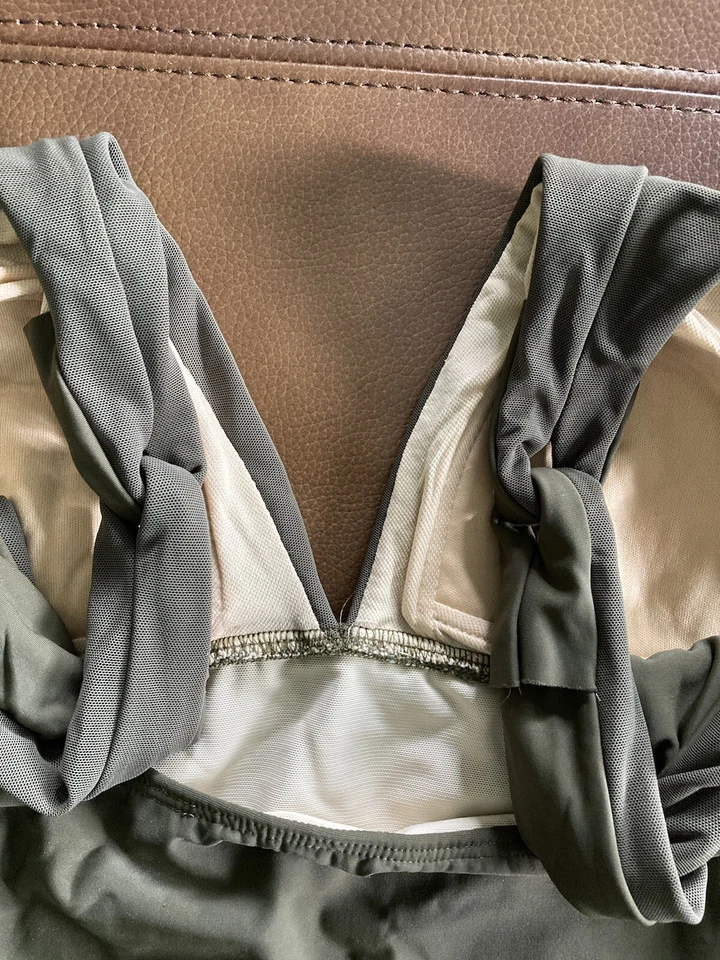 Maiô estilo regata shape FX verde oliva tamanho 6 - Imagem 4 de 4