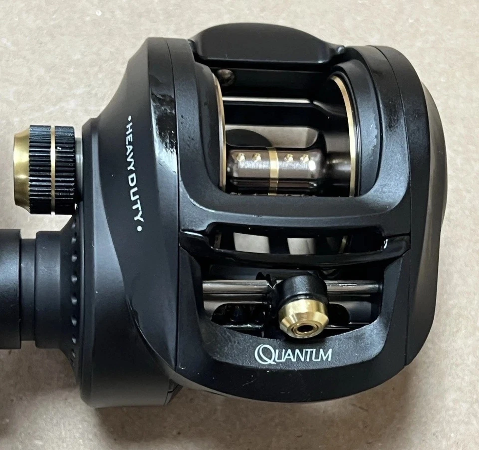QUANTUM SMOKE HD SHD200PPT 5.3:1 GEAR RATIO RIGHT HAND BAITCAST REEL NEW - Image 4 of 4