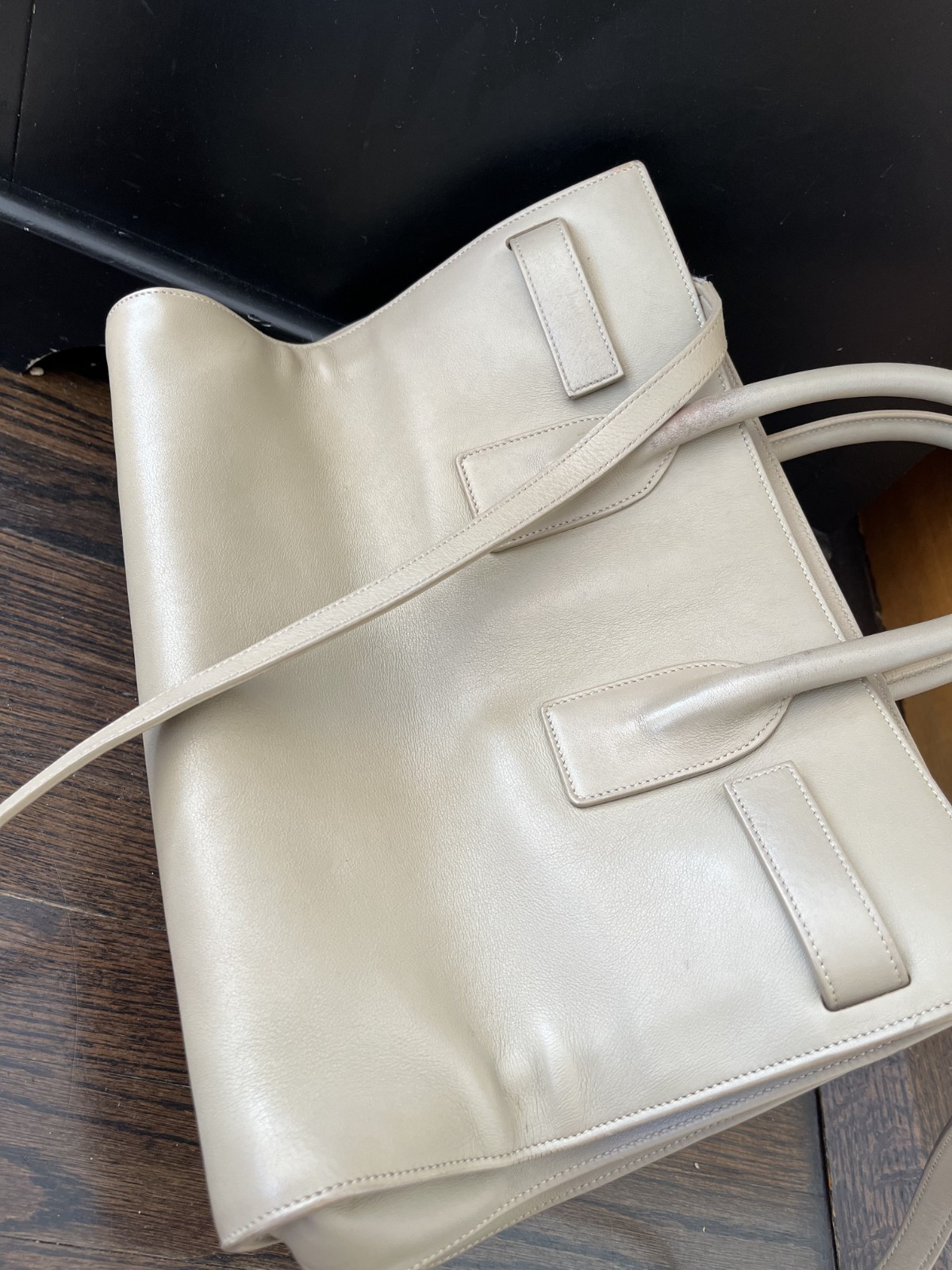 Saint Laurent Sac De Jour grande pelle beige con tracolla