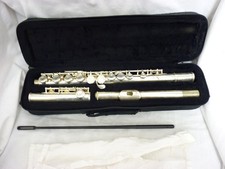 Sonata Flute with Case and Cleaning Rod Silver Plated Finish Z#3104