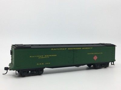 HO Roundhouse Railway Express Agency REA 50  Reefer Refrigerator Car REX #344