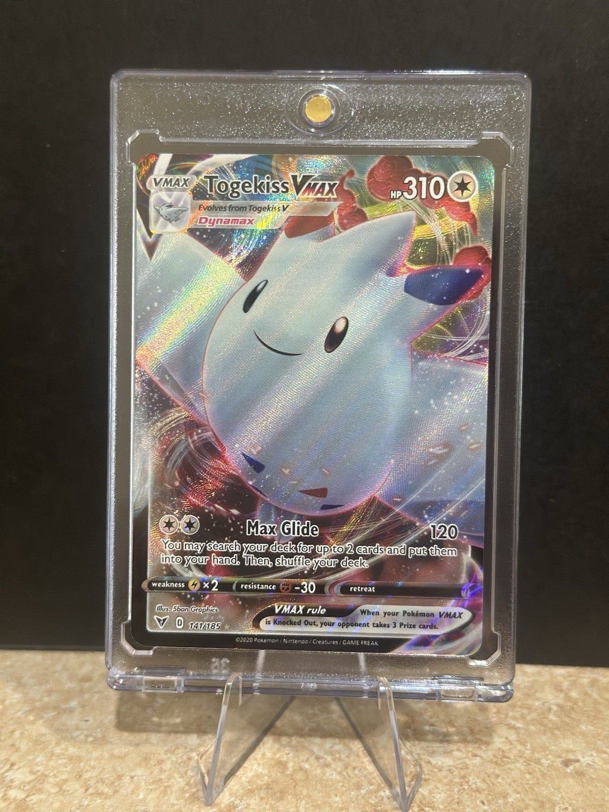 Pokemon Togekiss VMAX 141/185 Vivid Voltage Ultra Rare Holo English (w/o Mag)