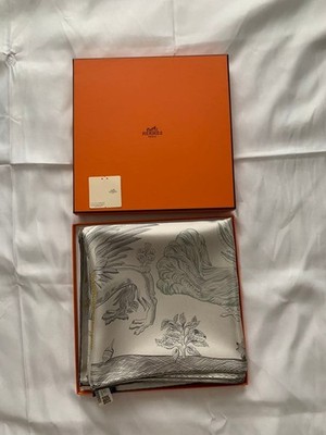 HERMES Carr 90 Della Cavalleria Favolosa Double Face