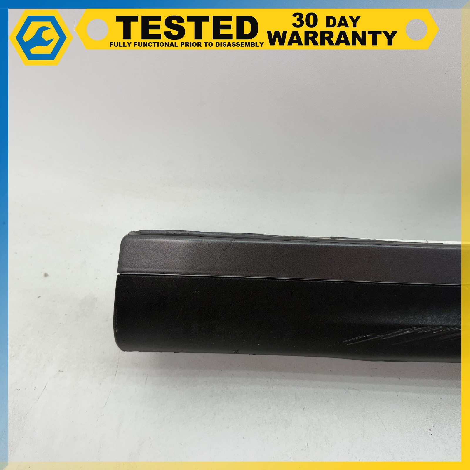 14-17 MASERATI GHIBLI LEFT DRIVER SIDE SKIRT ROCKER PANEL MOLDING OEM