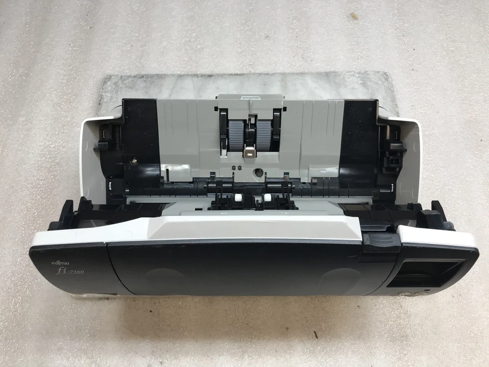 Fujitsu fi-7160 Document and Image Duplex Scanner - No Power Cable Doc Holders - Image 2 of 4