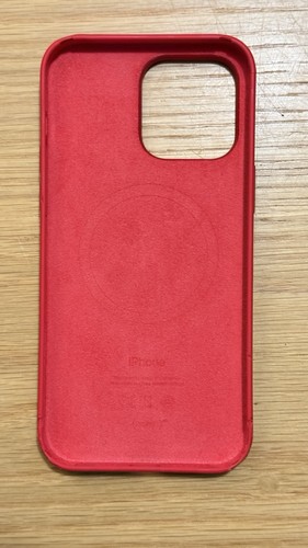Used - Apple Silicone Case with MagSafe for iPhone 14 Pro - (PRODUCT)RED