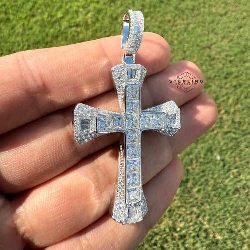 MOISSANITE Cross Princess Cut Iced Pendant 4.3 CT 925 Silver + Steel Cuban Chain - Picture 2 of 10