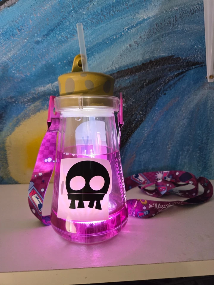 Disneyland El Nuevo Surco del Emperador Kuzco Veneno Sipper Llave Mágica DisneyWorld Foto 4 de 4